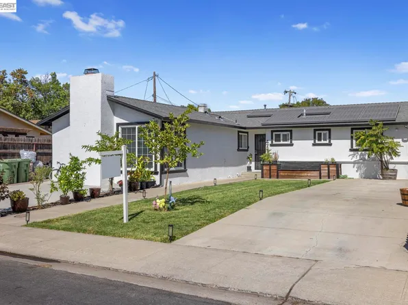 471 Helen Ave, Tracy, CA 95376