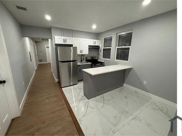 9 Williams St #2