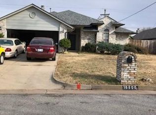 16800 Valley Crst, Edmond, OK 73012