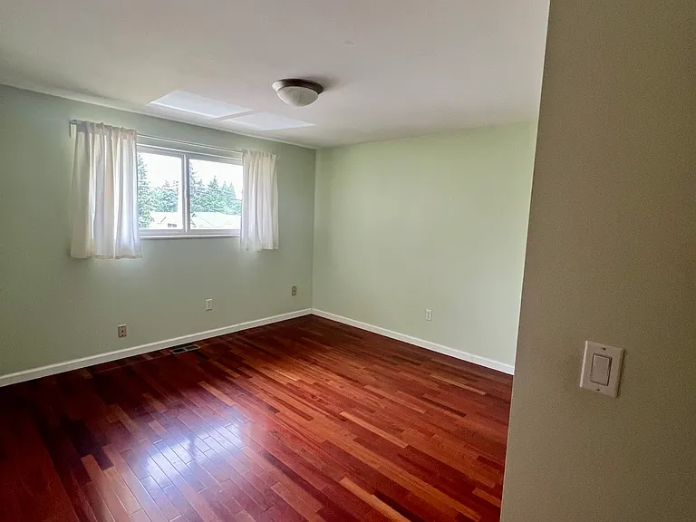10927 SE 186th St — Photo 9