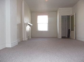1st image of 1919 Park St