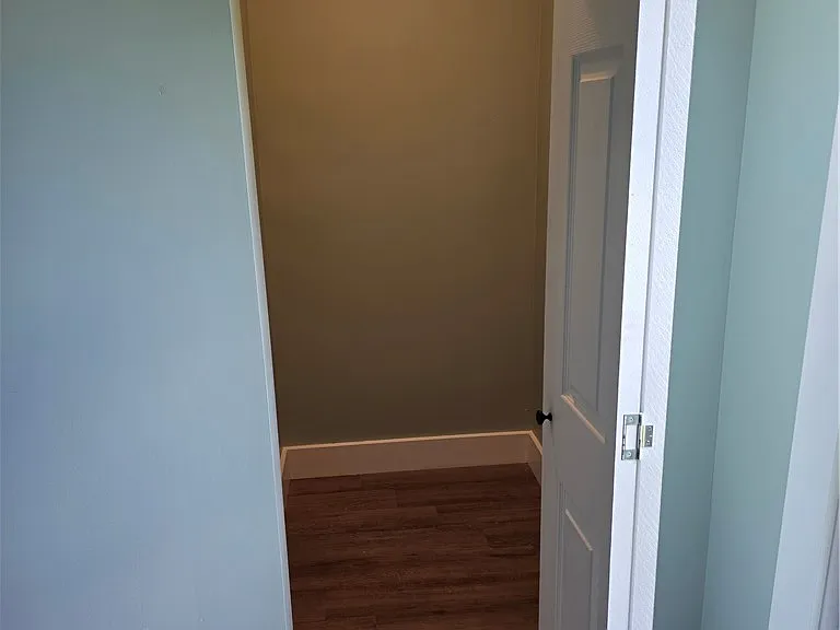112 Simmons St — Photo 23