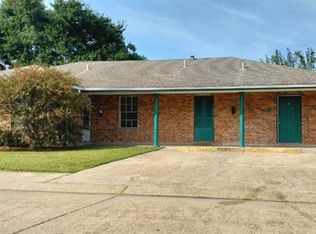 218 Marion Ct, New Orleans, LA 70123