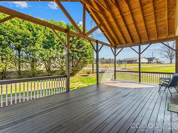 4th image of 4951 Burns Rd