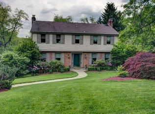 2615 Fairgreen Dr, Pittsburgh, PA 15241