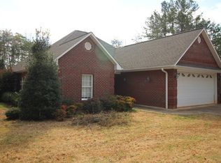 832 Meadowbrook Rd, Rutherfordton, NC 28139