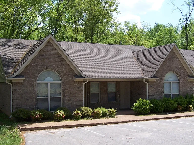 102 Henderson Rd — Photo 1