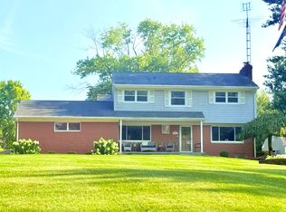 2565 N Breezewood Dr, Marion, IN 46952