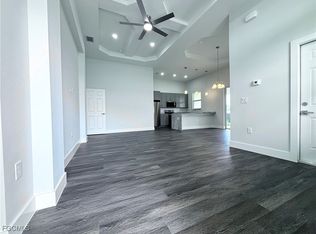 4554 20th St SW, Lehigh Acres, FL 33973