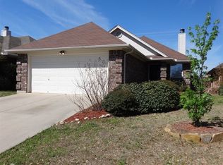 705 Stribling Cir #00, Azle, TX 76020