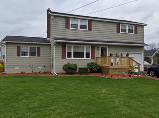 1 Deepdale Rd, Plattsburgh, NY 12901