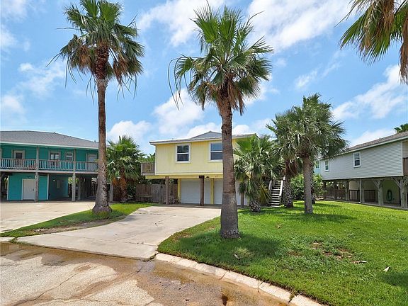 2nd image of 617 Pelican Cir