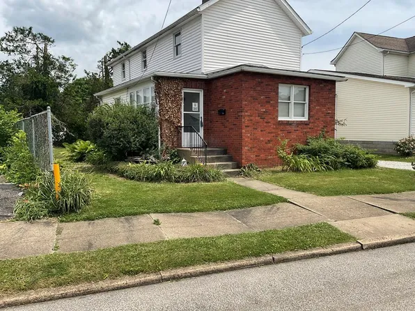200 Ash Ave, Moundsville, WV 26041