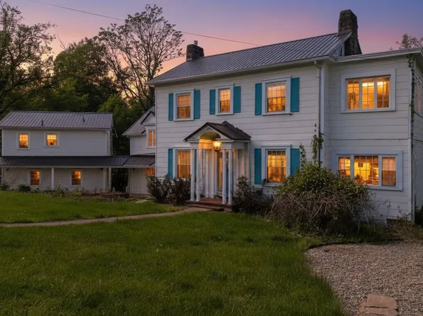 1405 Ravina Rd, Charleston, WV 25314