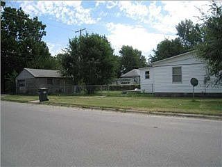 2nd image of 144 N Meridian Ave