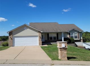 5 Ridgepoint Meadows Dr, Union, MO 63084