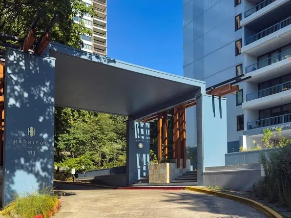 111 SW Harrison St APT 4F, Portland, OR 97201