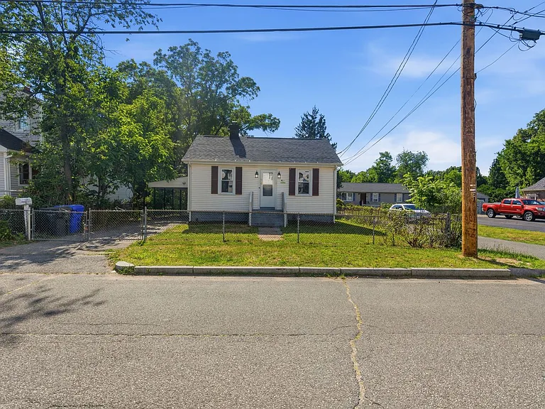 74 Price St — Photo 22