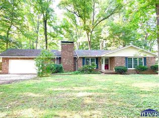 10974 Ole Foxe Rd, Terre Haute, IN 47803