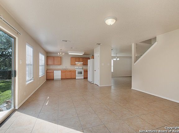3rd image of 8122 Laguna Palm