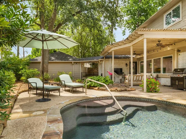 11731 Pebbleton Dr, Houston, TX 77070
