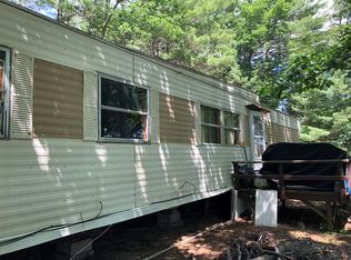 132 Sand Rd, Morrisonville, NY 12962