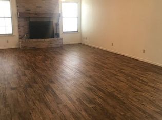 119 Frederick Rd APT 1, Fredericksburg, TX 78624
