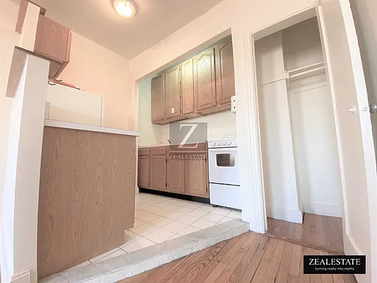 Rented by ZealEstate Group Inc | media 26