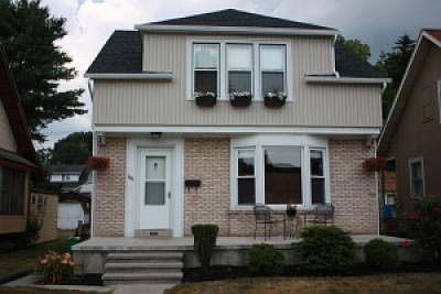 1st image of 1419 Elm St