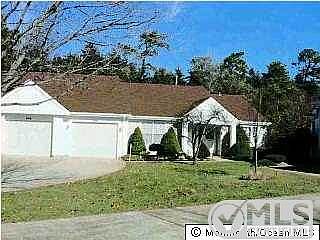 2nd image of 968B Thornbury Ln