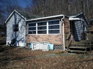 159 Rosebank Rd, Lake Ariel, PA 18436