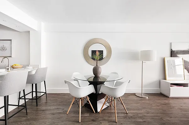 Rented by Greystar | media 5