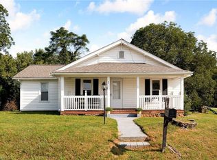 123 Johnson St, Elkin, NC 28621