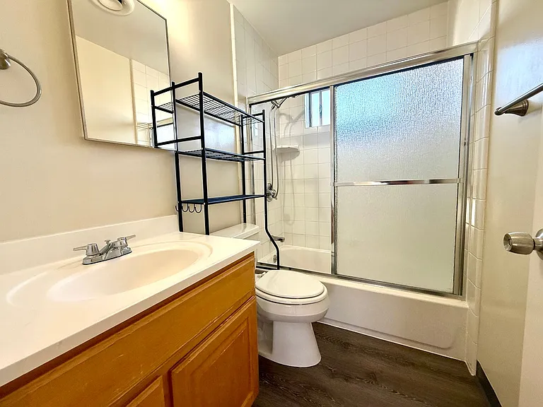 2660 Flores St — Photo 7