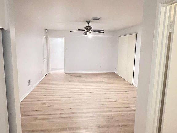 2nd image of 5539 Darnell St