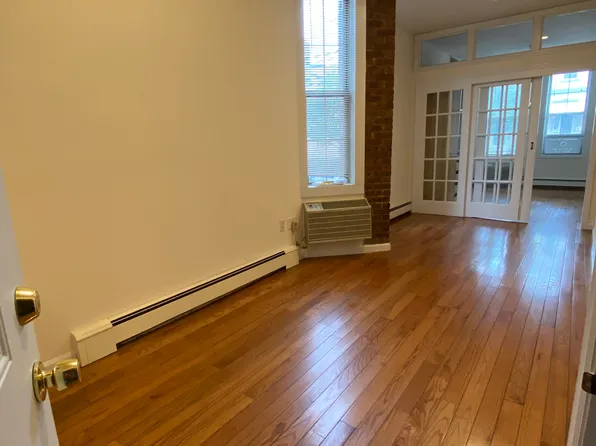 22-03 25th Road image 14 of 31