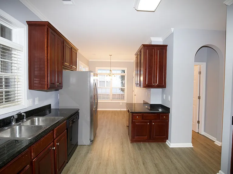 7897 The Lakes Point — Photo 3