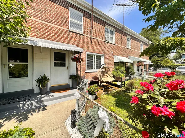 317 Court D, B-46 Court #317, Bridgeport, CT 06610