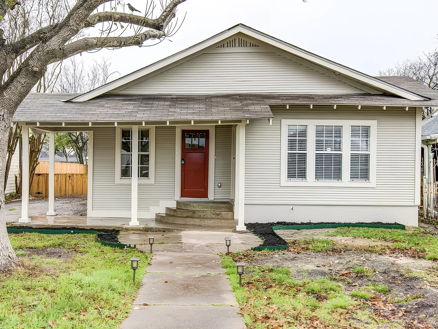 4 bed, 2.0 bath, 1916 sqft, $685 — Photo 2