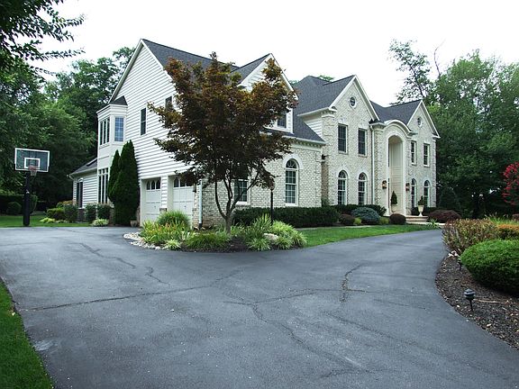 2nd image of 13506 Pheasant Dr