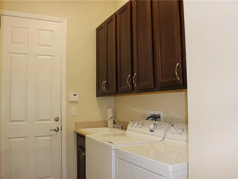 3326 Baltic Dr — Photo 23