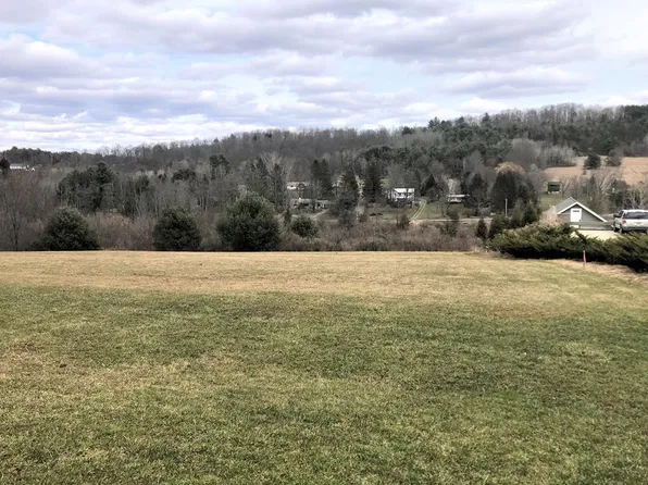 Meade St, Wellsboro, PA 16901