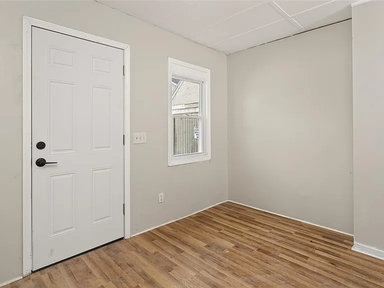 127 Conkey Ave — Photo 17