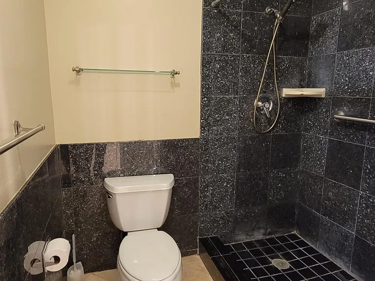 1328 E Hermosa Dr — Photo 12