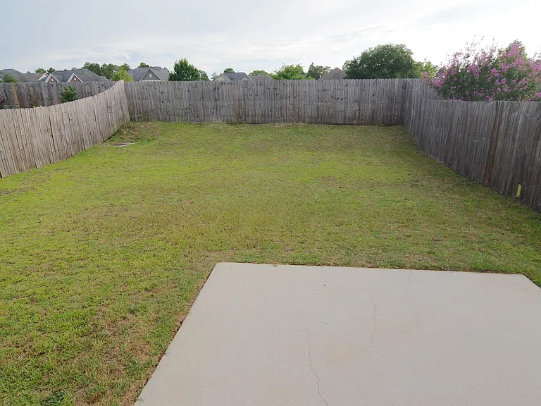 194 Bonhomme Cir — Photo 27