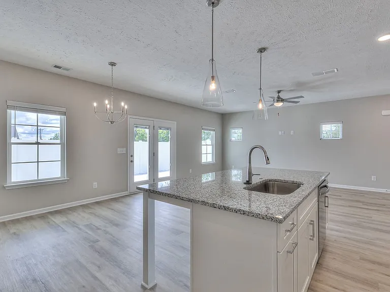 22 Hardwood Rd — Photo 11