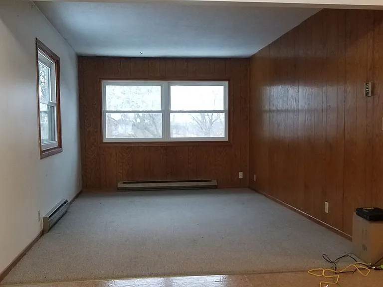 Hillside Triplex — Photo 7
