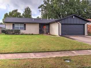 11748 E 63rd St, Broken Arrow, OK 74012