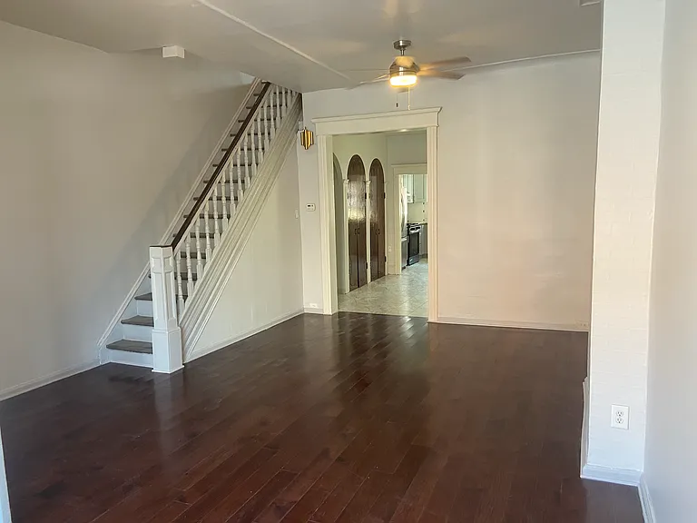 1422 W Porter St — Photo 2