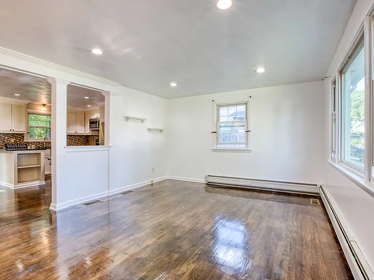 171 Newell Ave — Photo 12
